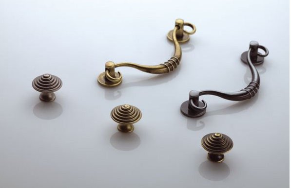 Uchwyty kuchenne np. do kuchni w stylu angielskim