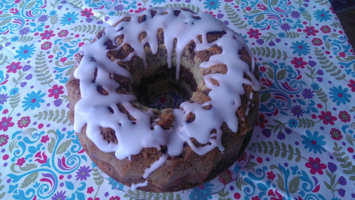 Babka piaskowa z lukrem.