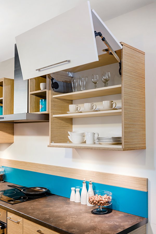 Nowoczesne podnośniki do szafek