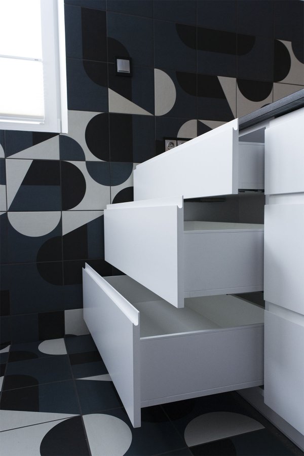 Szuflada Legrabox w białym kolorze