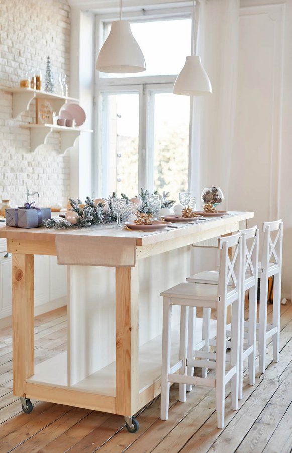 Drewniana wyspa kuchenna