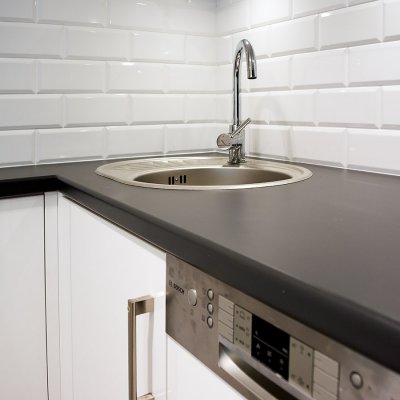 Zlew Jednokomorowy Wpuszczony W Blat