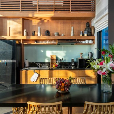 Kuchnia pod antresolą